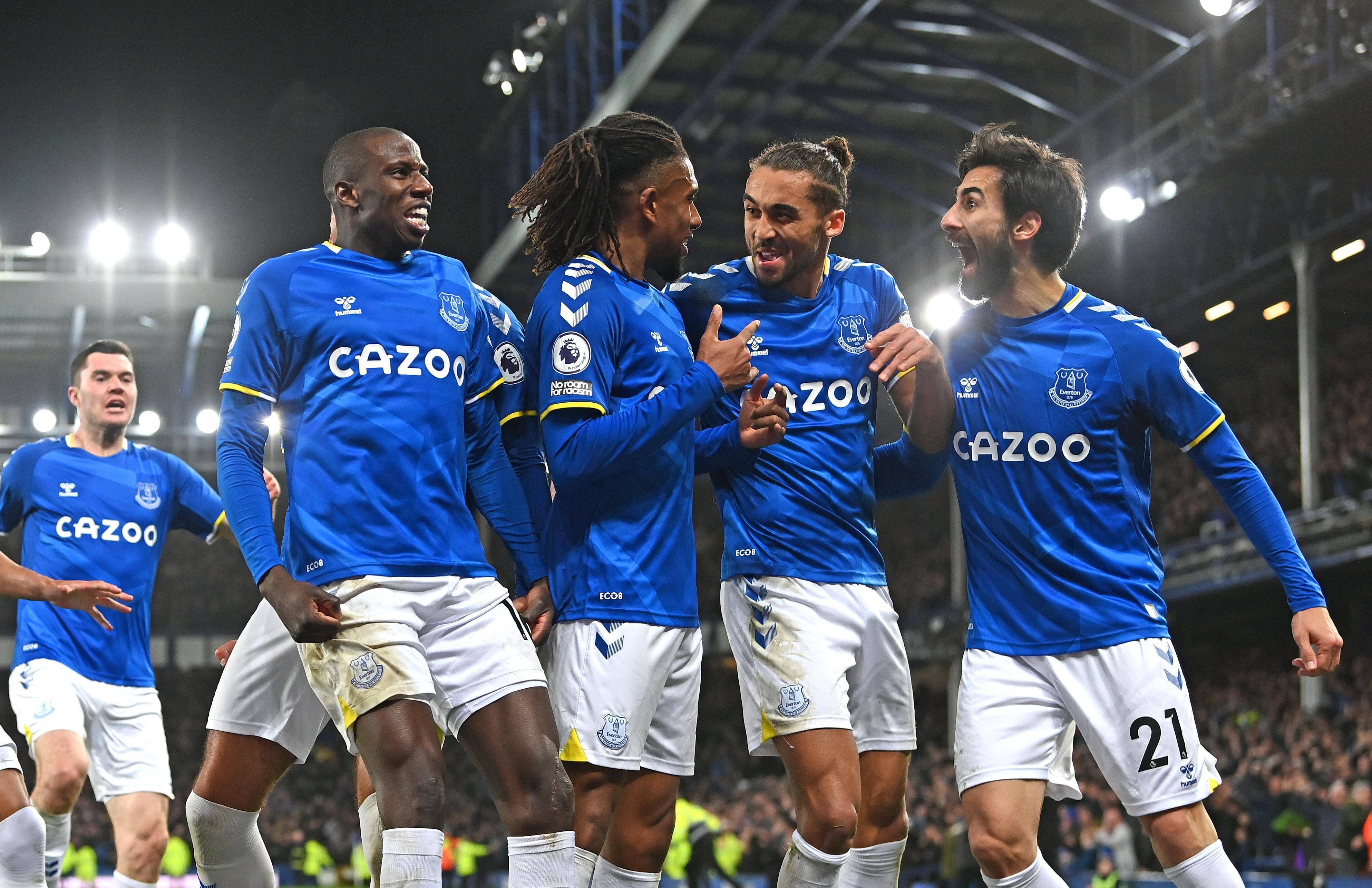 lol官方-赛地聚焦：英超今夜热度飙升，斯图加特战术微调，态度坚定，赛程密集仍需轮换的简单介绍